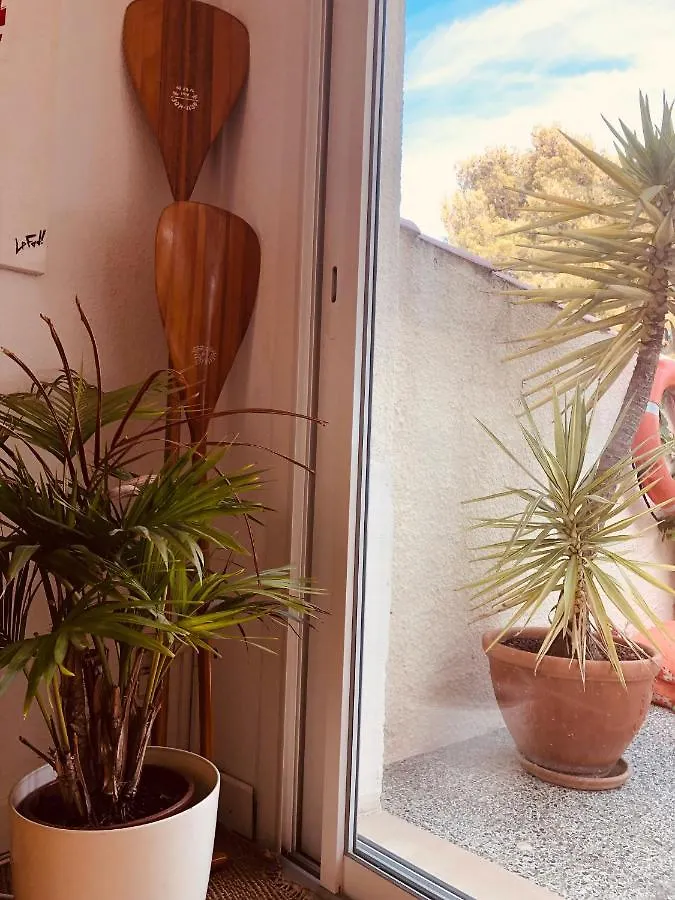 Feel Good Cassis Apartment 0*,